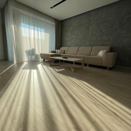 Greenbay Apartment With Free Parking Trenčín Eksteriør bilde