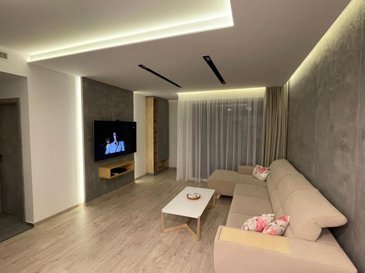 Greenbay Apartment With Free Parking Trenčín Eksteriør bilde