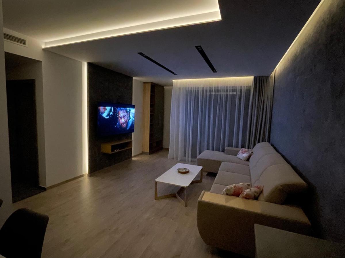 Greenbay Apartment With Free Parking Trenčín Eksteriør bilde