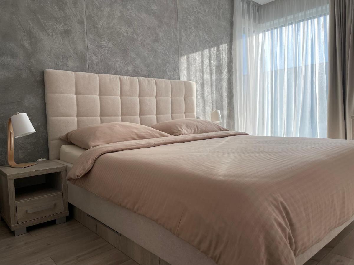 Greenbay Apartment With Free Parking Trenčín Eksteriør bilde