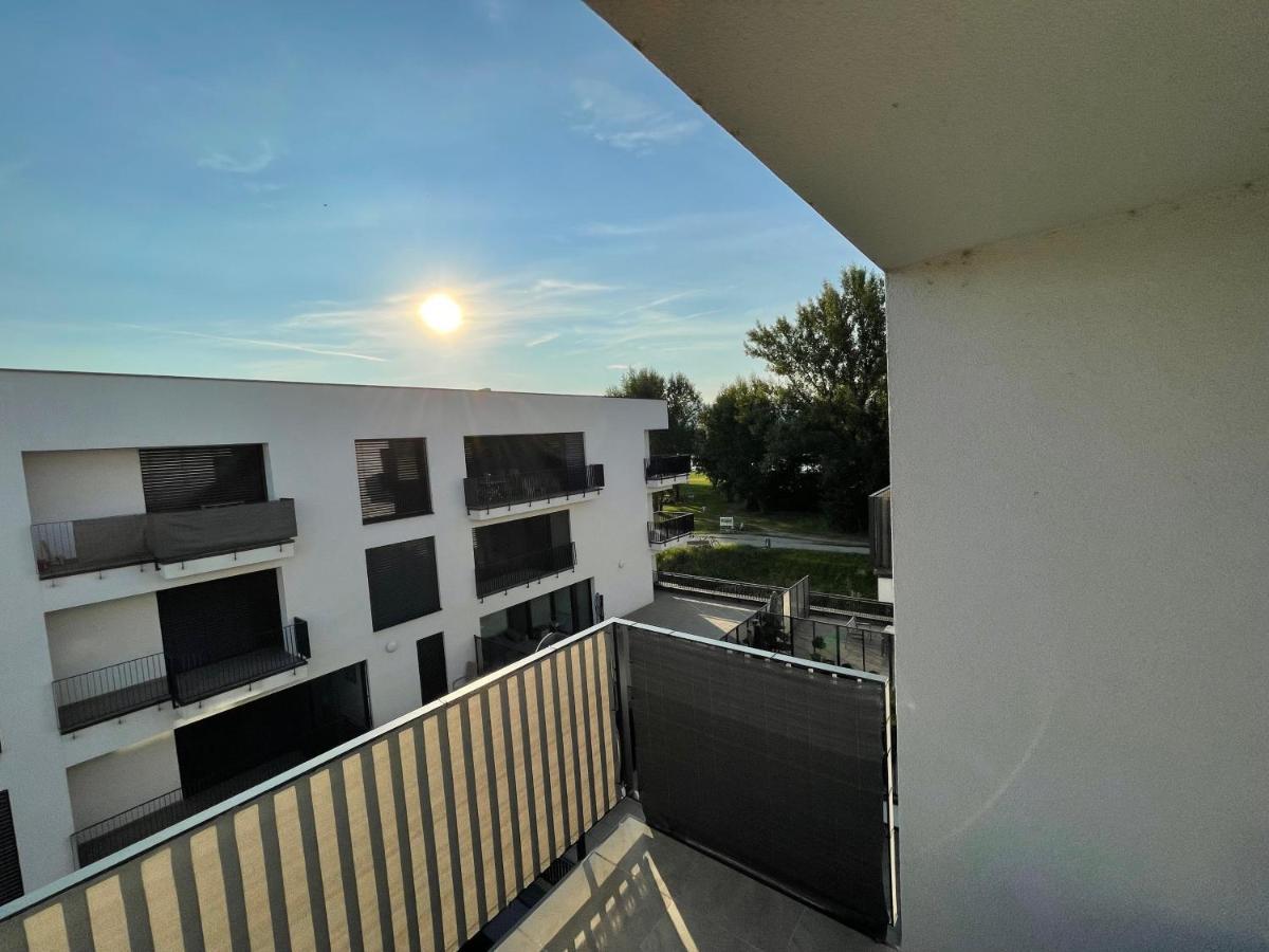 Greenbay Apartment With Free Parking Trenčín Eksteriør bilde