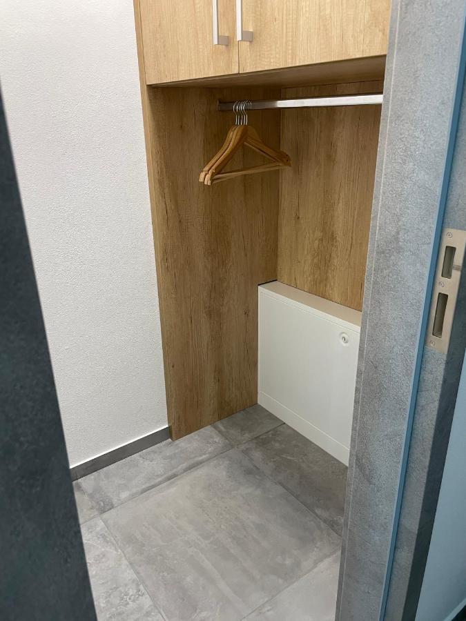Greenbay Apartment With Free Parking Trenčín Eksteriør bilde