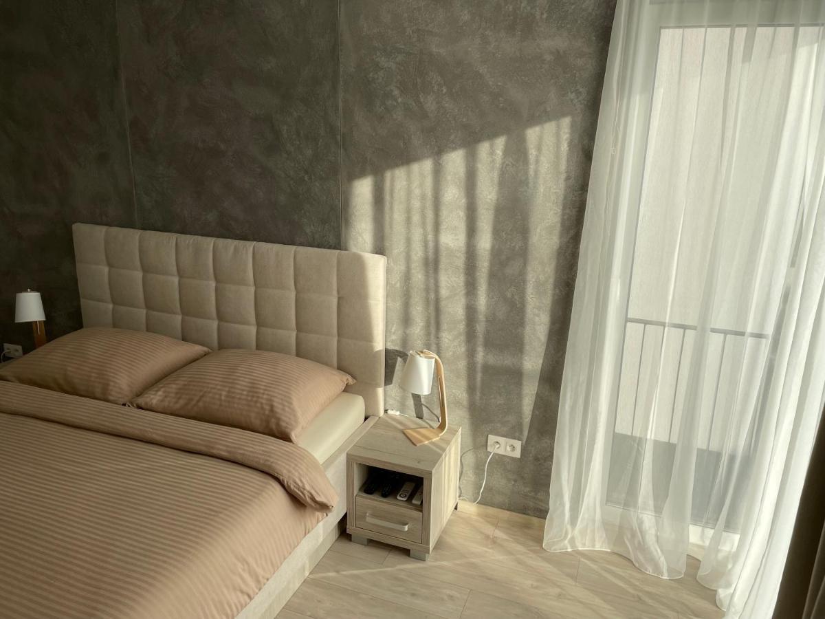 Greenbay Apartment With Free Parking Trenčín Eksteriør bilde