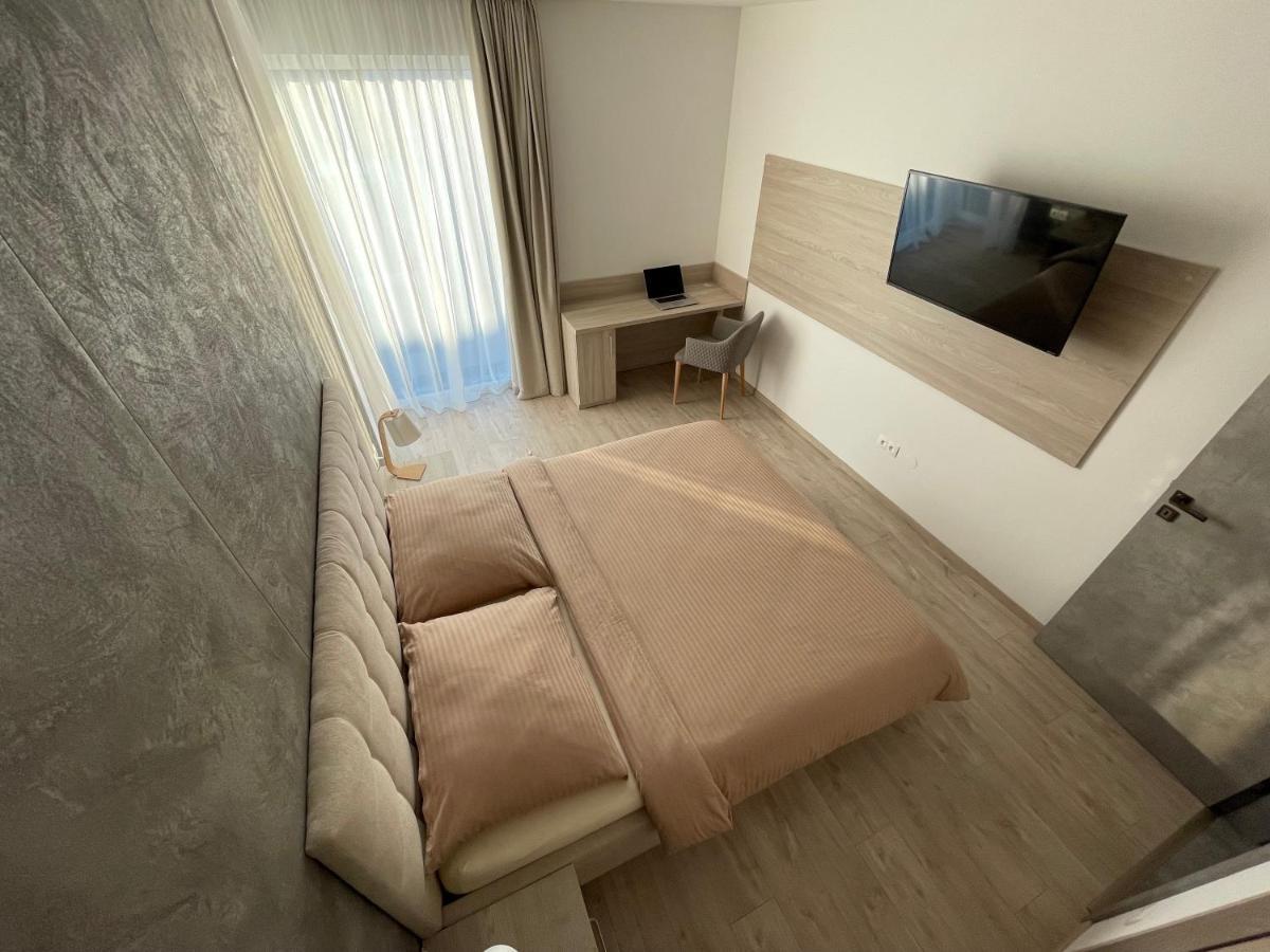 Greenbay Apartment With Free Parking Trenčín Eksteriør bilde
